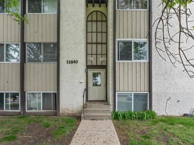 Condo for sale in Burnsville, Minnesota