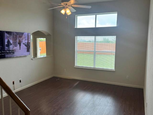 House for sale in Manor