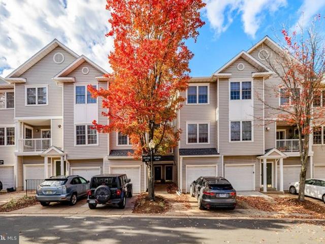 Condo for sale in Virginia
