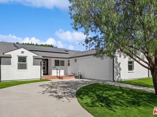 House for sale in Canoga Park, California