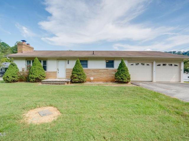House for sale in Black Bottom, Elizabethton