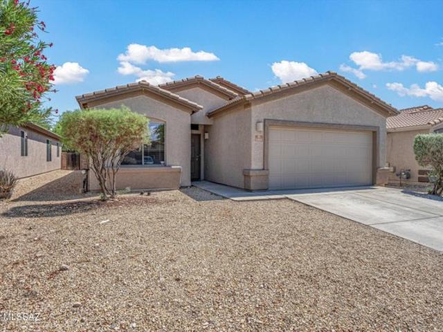 House for sale in Vail, Arizona