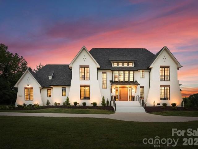 House for sale in Davidson, Mecklenburg County