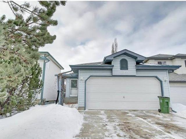 House for sale in Edmonton