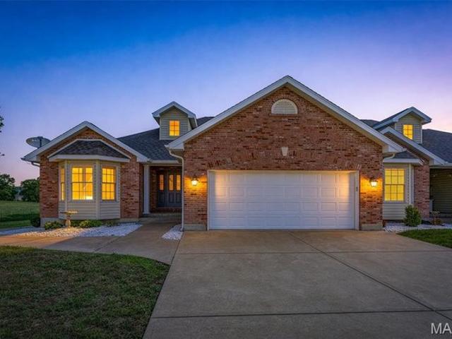 House for sale in Sainte Genevieve, Missouri