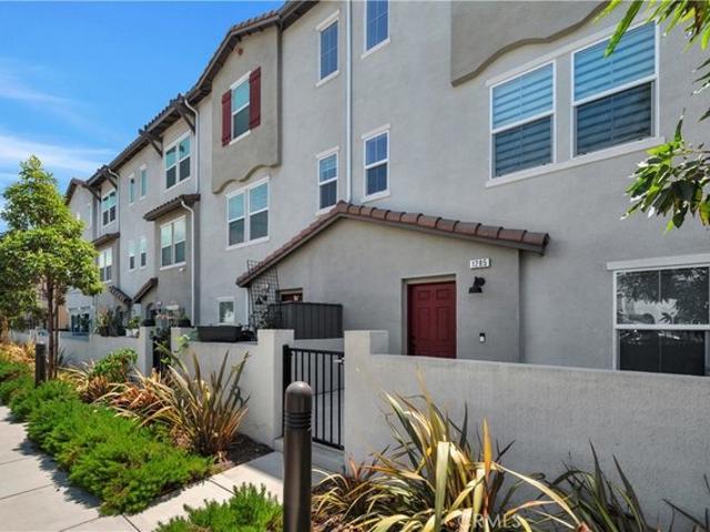 Townhouse for sale in Torrance, California