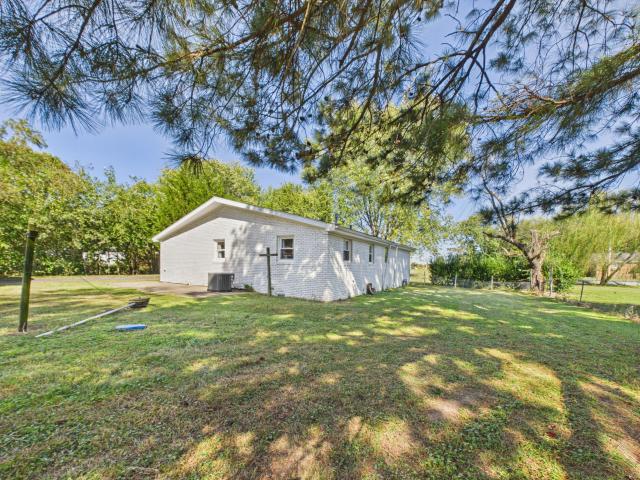 House for sale in Sedalia, Graves County