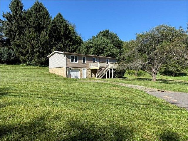 House for sale in New Castle, Pennsylvania