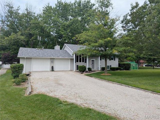 House for sale in Bond, Illinois