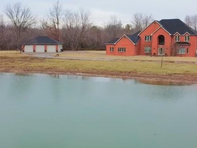 House for sale in Benton, Illinois