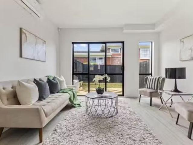 House for sale in Papakura