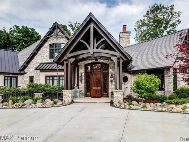 Commercial for sale in Marion Township, Howell