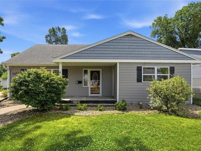 House for sale in Linn, Iowa