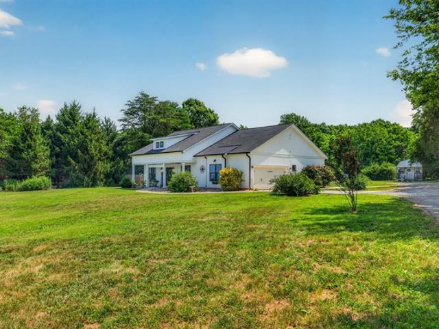 House for sale in Chatham, North Carolina