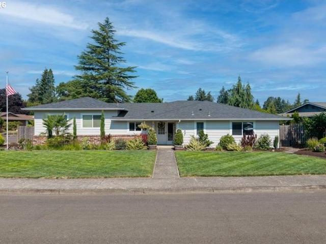 House for sale in Oregonia