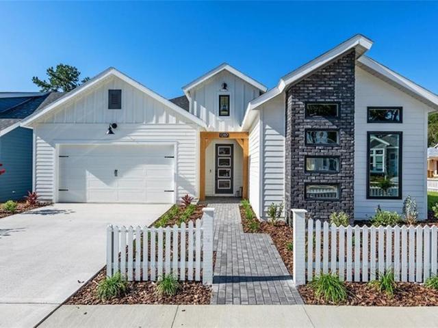 House for sale in Newberry, Florida