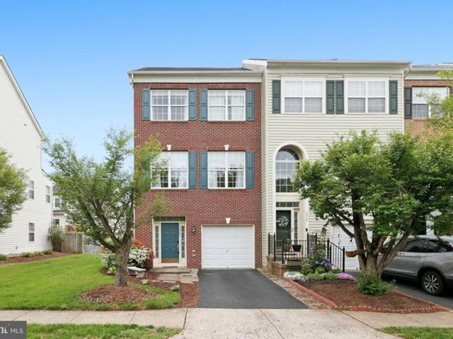 Townhouse for sale in Virginia