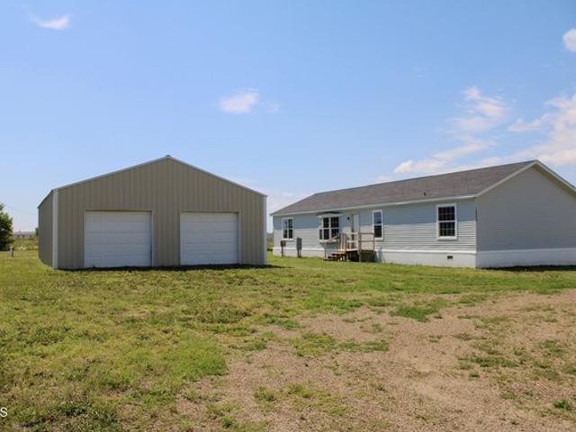 House for sale in Arnegard, North Dakota