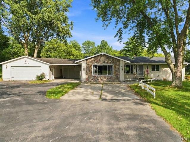 House for sale in Fort Gratiot, Michigan