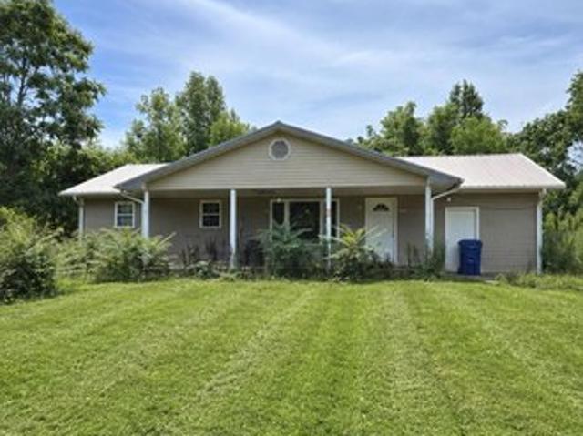 House for sale in Strunk, Kentucky