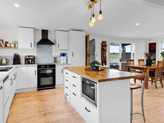 House for sale in Manaia, Taranaki