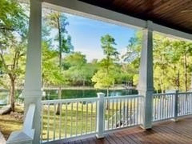 House for sale in Suwannee, Florida