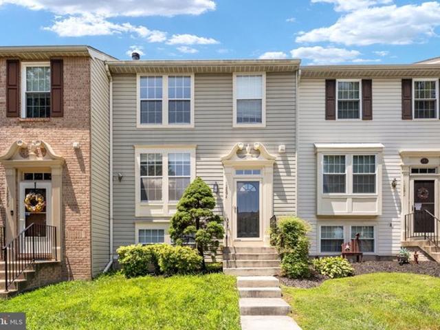 Townhouse for sale in Virginia