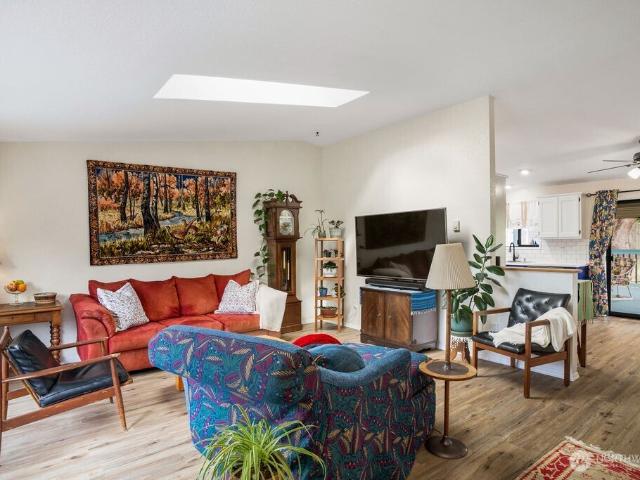 House for sale in Admirals Cove, Coupeville