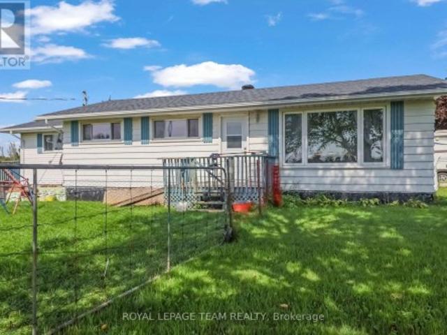 House for sale in Montague, Ontario