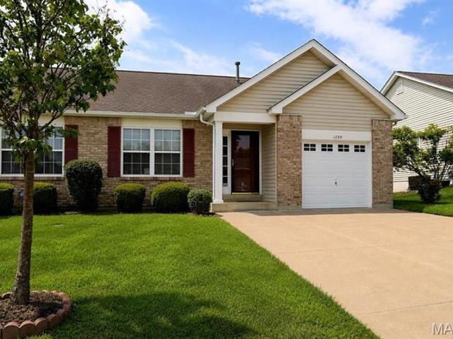 Condo for sale in Saint Peters, Missouri