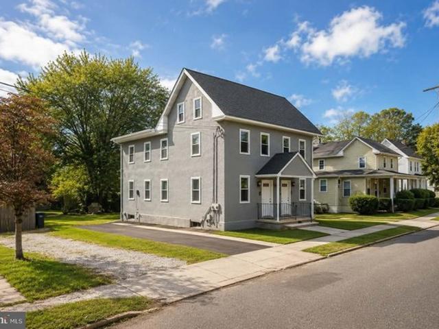 Townhouse for sale in Glassboro, New Jersey