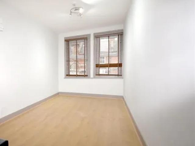 Apartment for rent in West Hampstead, Isle Of Man