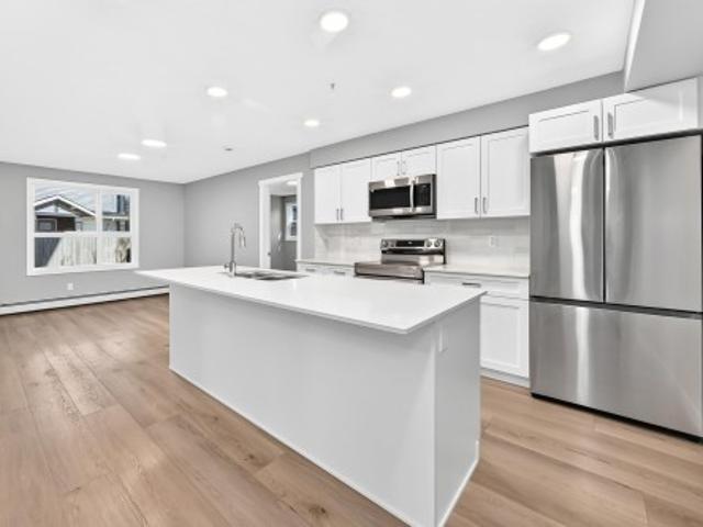 Condo for sale in Wedgewood, Alberta