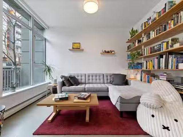 House for sale in Vancouver, British Columbia