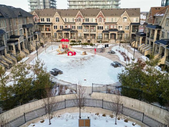 Condo for rent in Woburn, Ontario