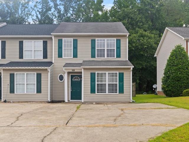 Townhouse for sale in Bunnlevel, North Carolina