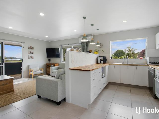 House for sale in Athenree, Bay Of Plenty