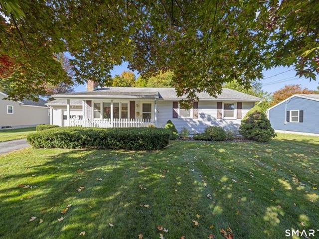 House for sale in Windsor Locks, Capitol Planning Region