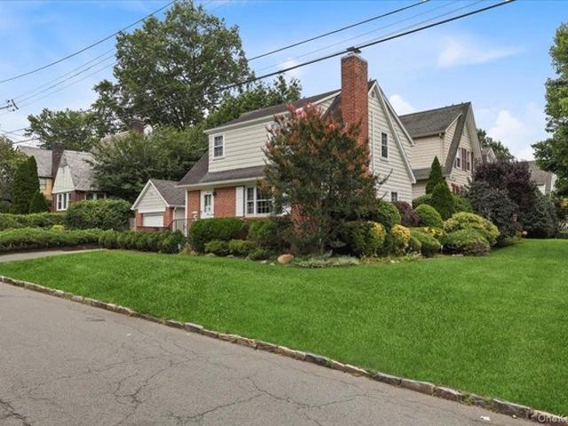 House for sale in Scarsdale, New York