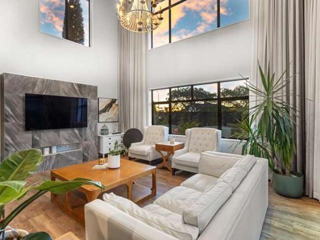 House for sale in Chaslands, Canterbury