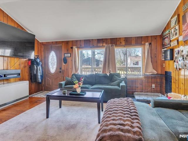 House for sale in Glenwood, New Jersey