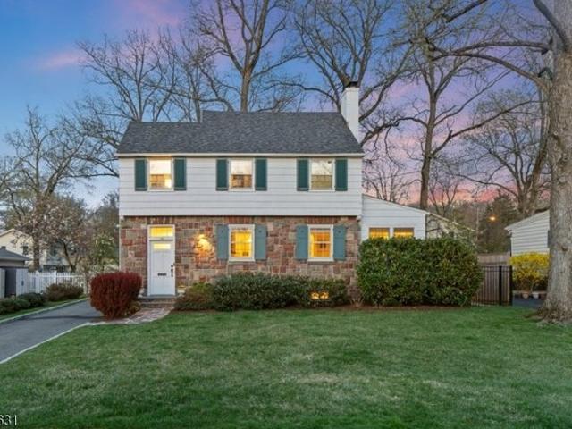 House for sale in Summit, New Jersey