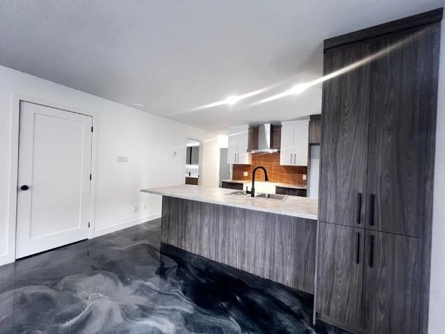 Apartment for rent in Grandes-Piles, Mauricie