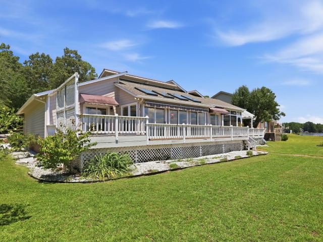 House for sale in Sanford, North Carolina