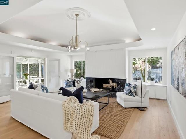 House for sale in Orinda, California