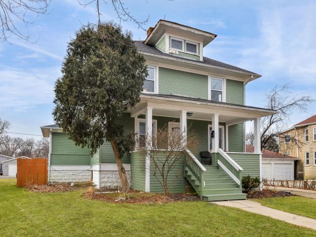 House for sale in West Chicago, Illinois