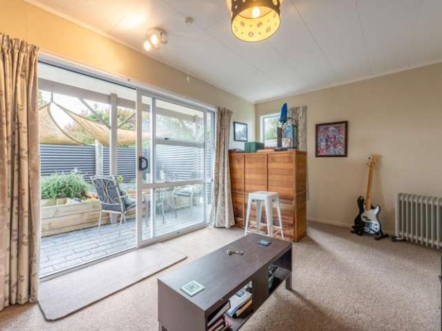 House for sale in Otakou
