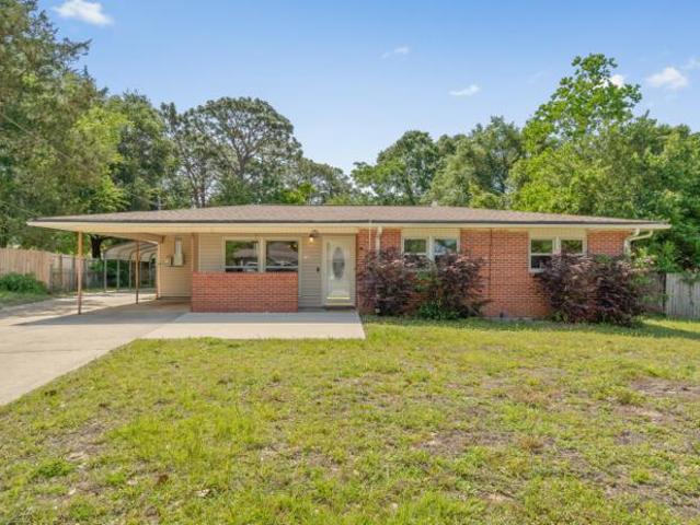 House for sale in Valparaiso, Florida