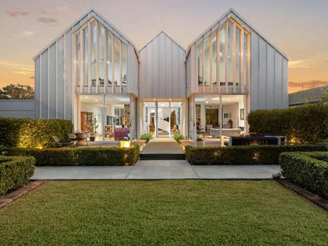 House for sale in Fendalton, Canterbury