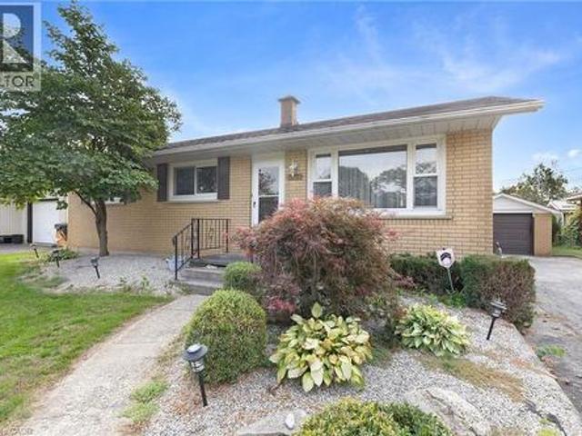 House for sale in Delhi, Southwestern Ontario